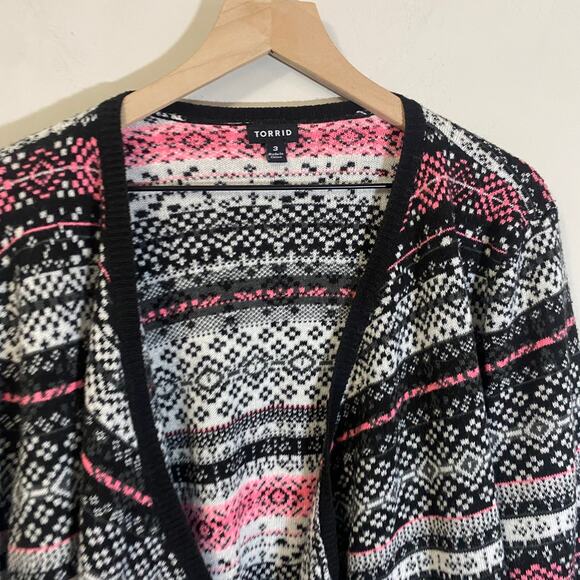 Torrid Fair Isle Open Front Knit Draped Cardigan Black White Pink Sz 3X - Picture 3 of 10